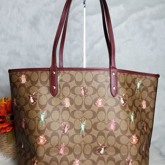 COACH REVERSIBLE CITY TOTE WITH ANIMAL PRINTS - Picture 4 of 8